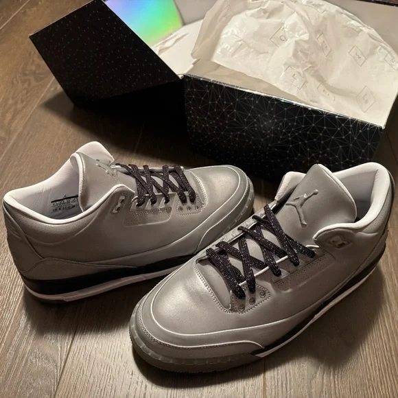 Jordan 5Lab3 “Reflective Silver” - Picture 2 of 9
